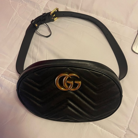 Gucci Fanny Pack - Black with Gold - Picture 2 of 8